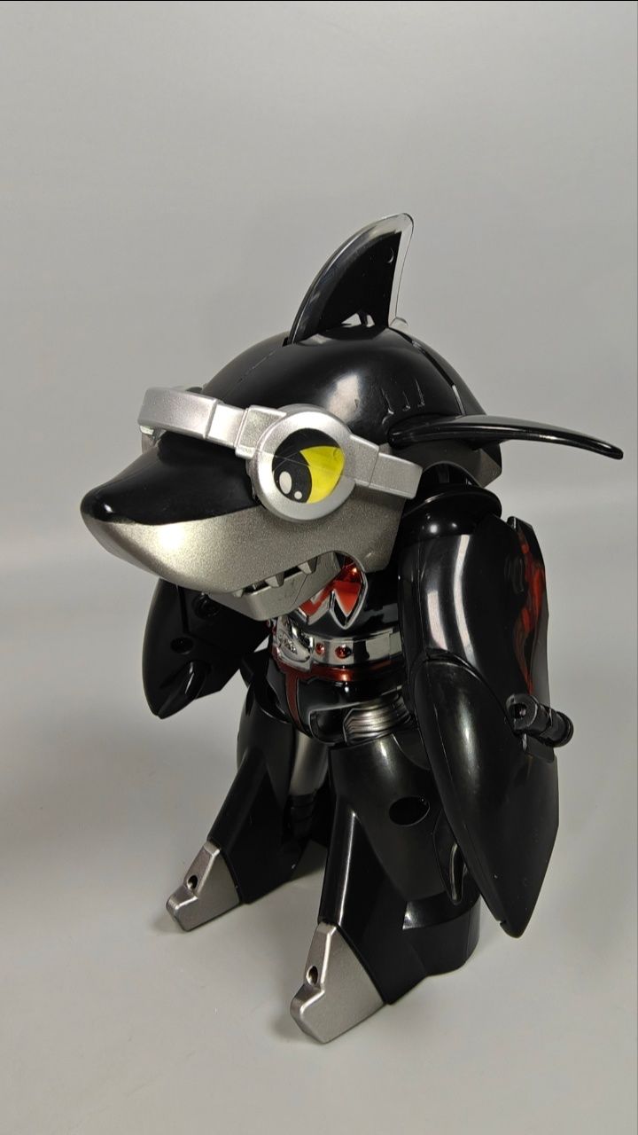 齿轮版鲨鱼辣椒 铁甲小宝