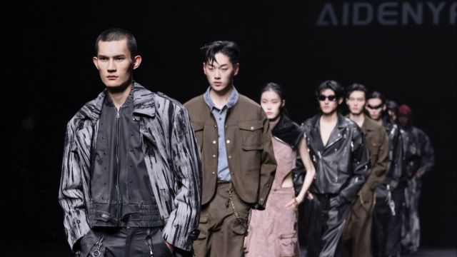 AidenYFengⷮŠ杨峰|AW24中国国际时装周 秀场