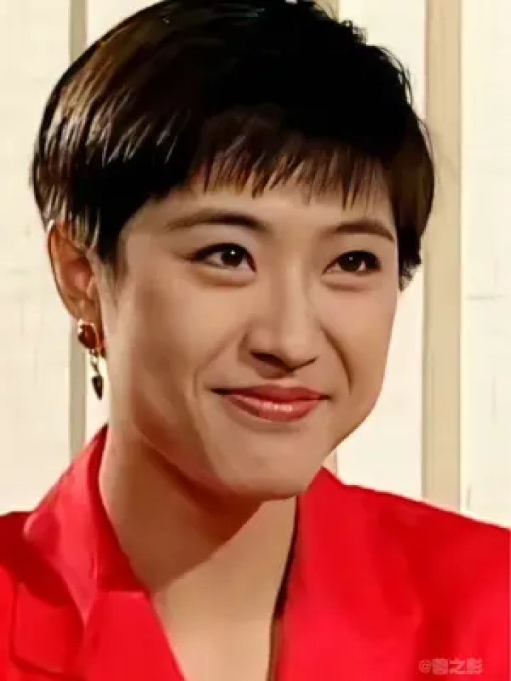 帅气又美丽的短发港姐 这头短发至今都在流行 #陈法蓉 #港星女神