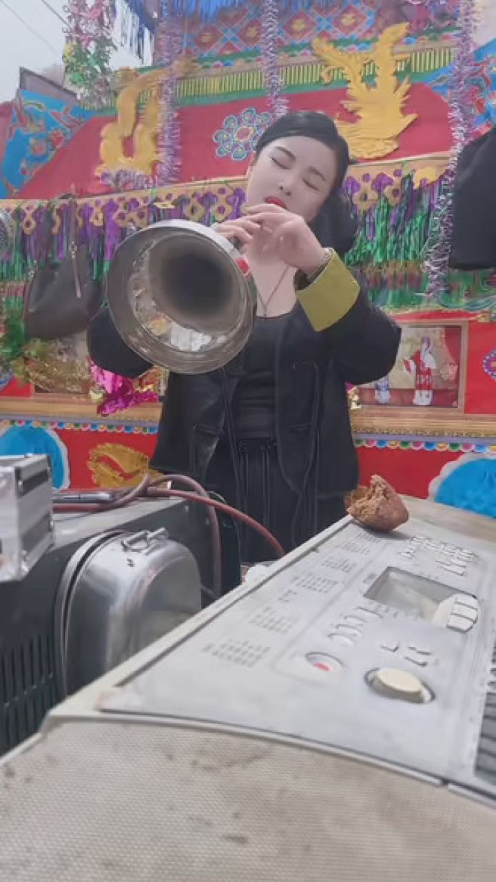 唢呐一响燃爆全场 #唢呐出征谁与争锋 #唢呐一响燃爆全场