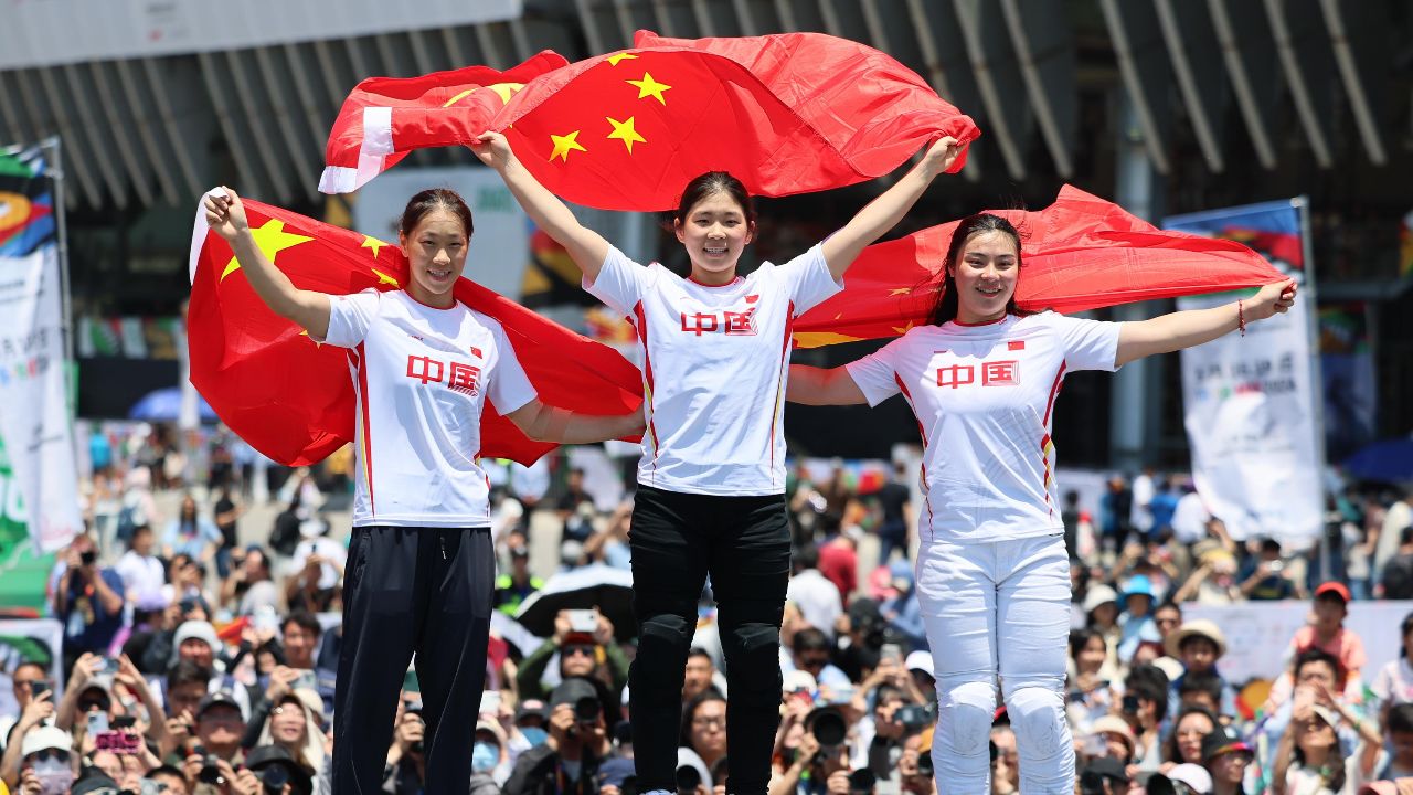 aigc看体育 | 巴黎奥运会资格系列赛上海站:中国队包揽自由式小轮车