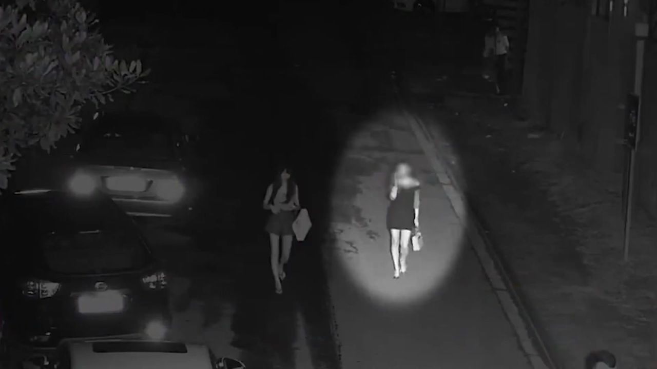 大长腿美女天台被杀,衣不蔽体下身赤裸,一条线索揭开惊人真相! #美女 