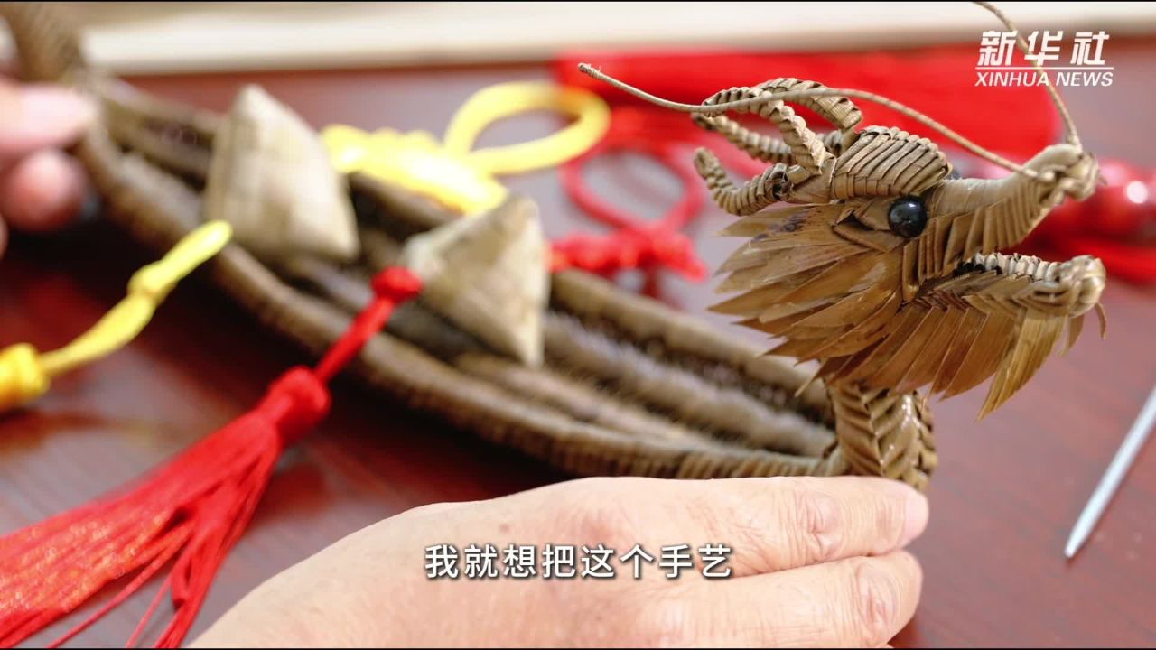 万"编"不离其"棕" 女棕编师30年传承创新"指尖非遗"