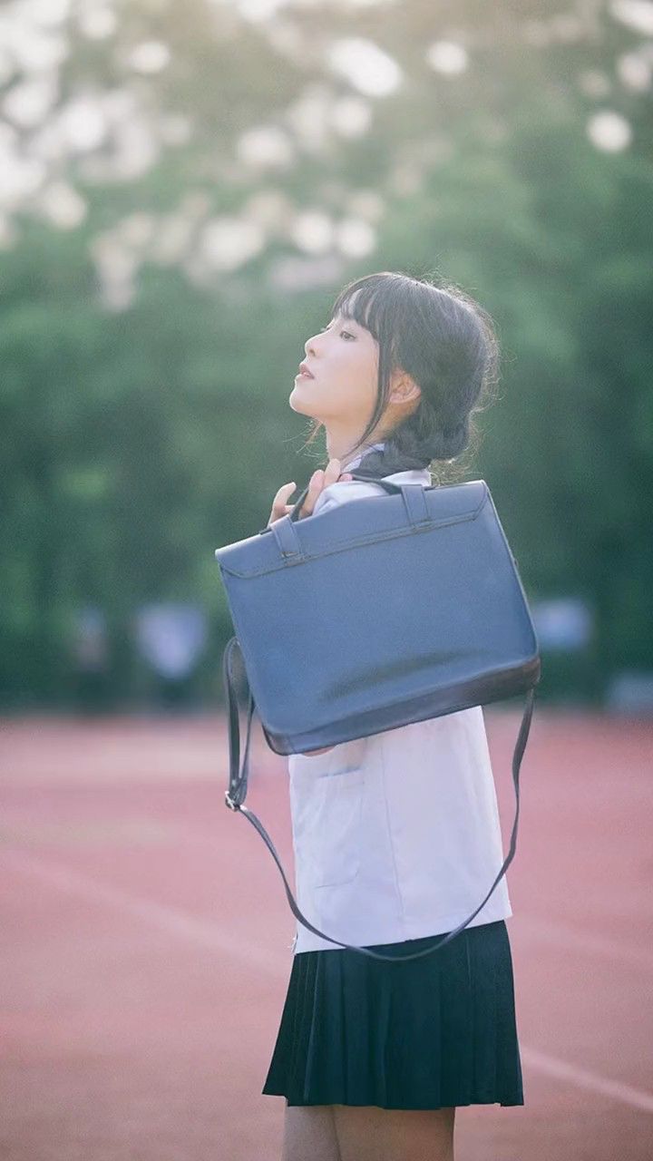 战绩可查:高中时追过校花#甜妹 #校花 #大长腿