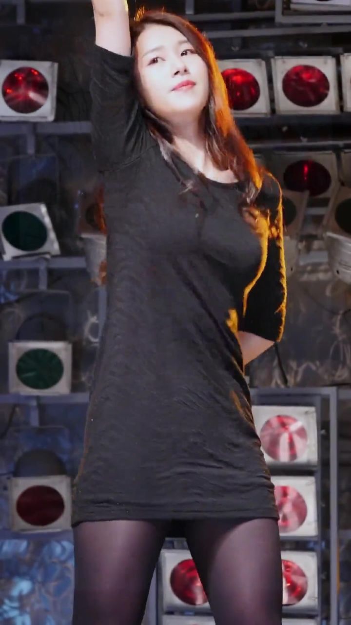 完美身材 #微胖女生金高恩"#性感舞蹈 #时尚性感魅力舞姿 #爵士舞