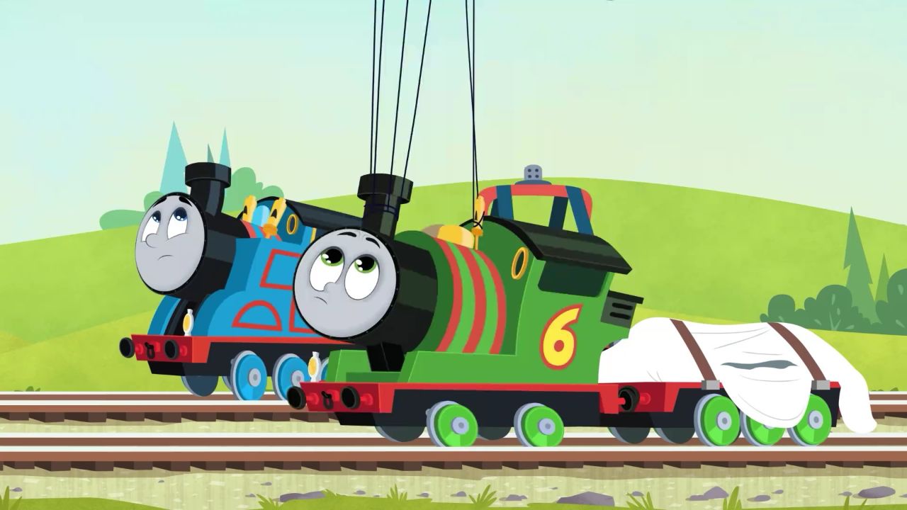 小火车培西被大气球拉到空中!