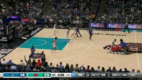 《NBA全场集锦》立刻找回场子 温德尔-卡特空接补扣直接在禁区起飞