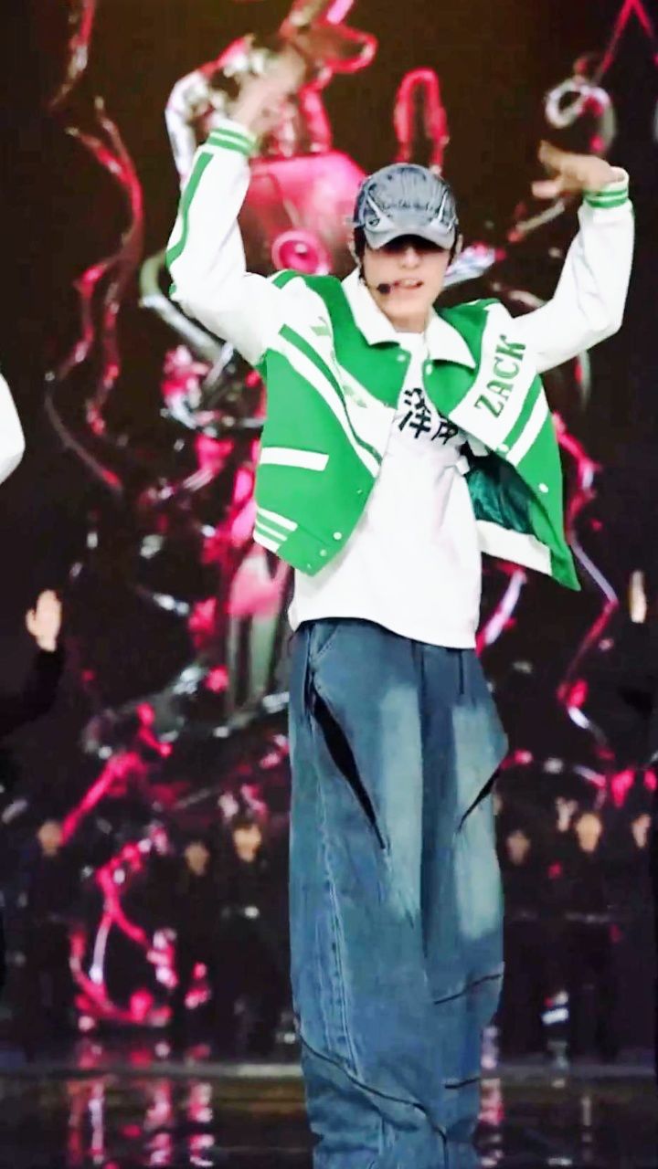TOP登陆少年组合跨年彩排路透抢先看_高清1080P在线观看平台_腾讯视频