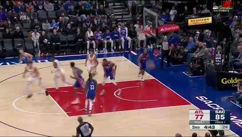 《NBA全场集锦》【回放】老鹰vs国王第3节英文原声回放