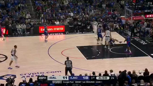 NBA常规赛：独行侠vs快船第1节中文解说回放