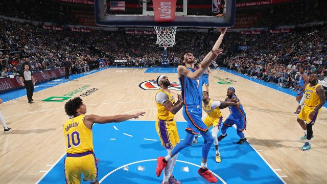 霍姆格伦vs湖人集锦 砍下18+5串联全队