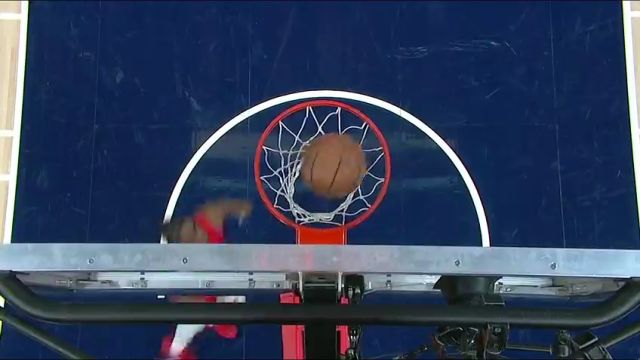 开拓者vs步行者第3节英文原声回放