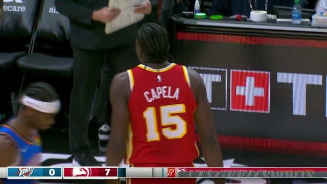 放心后面有我！ 约翰逊不中卡佩拉伺机补扣一飞冲天