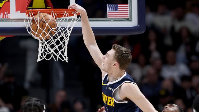 篮网vs掘金五佳球 布劳恩"白人也能飞"上演炸裂劈扣