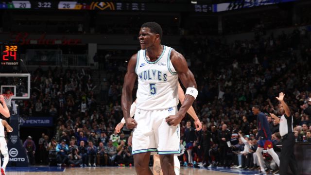 爱德华兹vs掘金集锦 空砍30+8+8攻传兼备难挽颓势