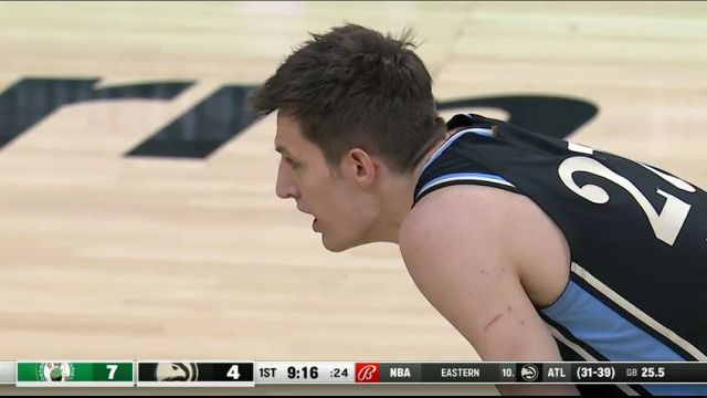 NBA常规赛：凯尔特人vs老鹰第1节英文原声回放