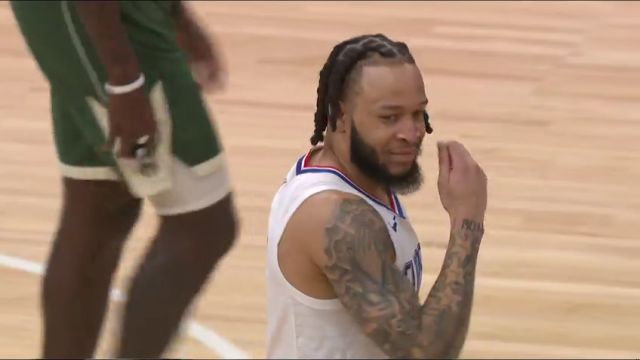 NBA常规赛：快船vs雄鹿第3节英文原声回放