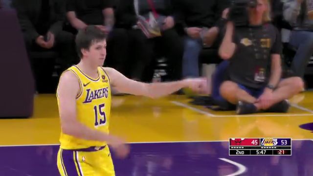 NBA常规赛：公牛vs湖人第2节英文原声回放