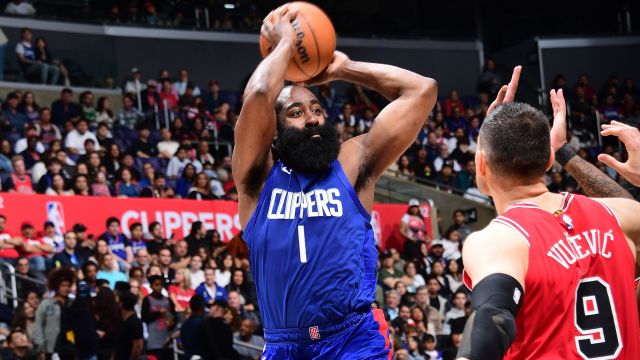 哈登vs公牛集锦 全场14+11+10拿下三双数据