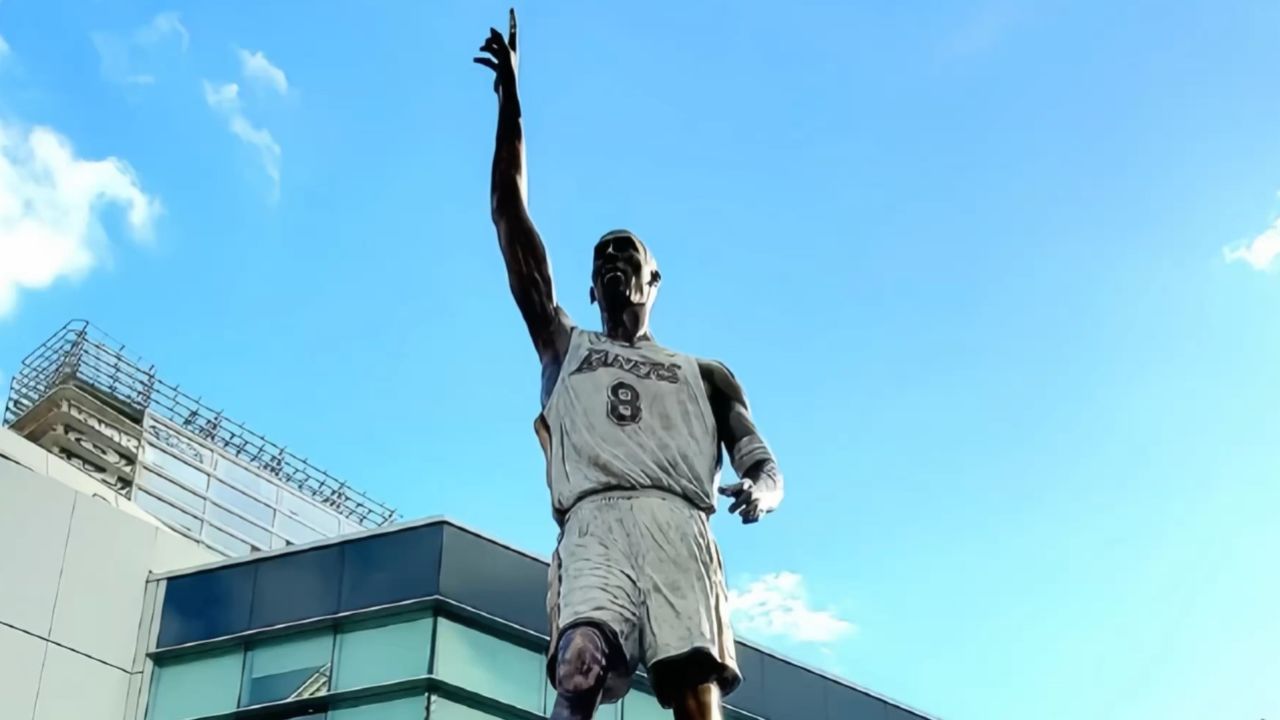 科比这座耗费百万美元重大4000磅的雕像,究竟隐藏多少细节