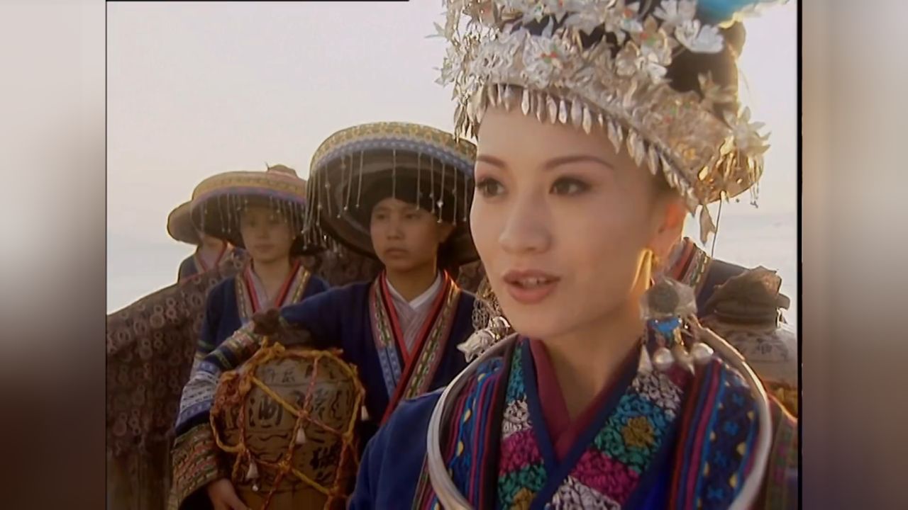 五毒教教主为令狐冲疗伤_高清1080P在线观看平台_腾讯视频
