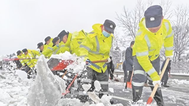 总经理除雪保畅期间脱岗休假?湖北交投运营集团回应:通报批评,目前已返岗