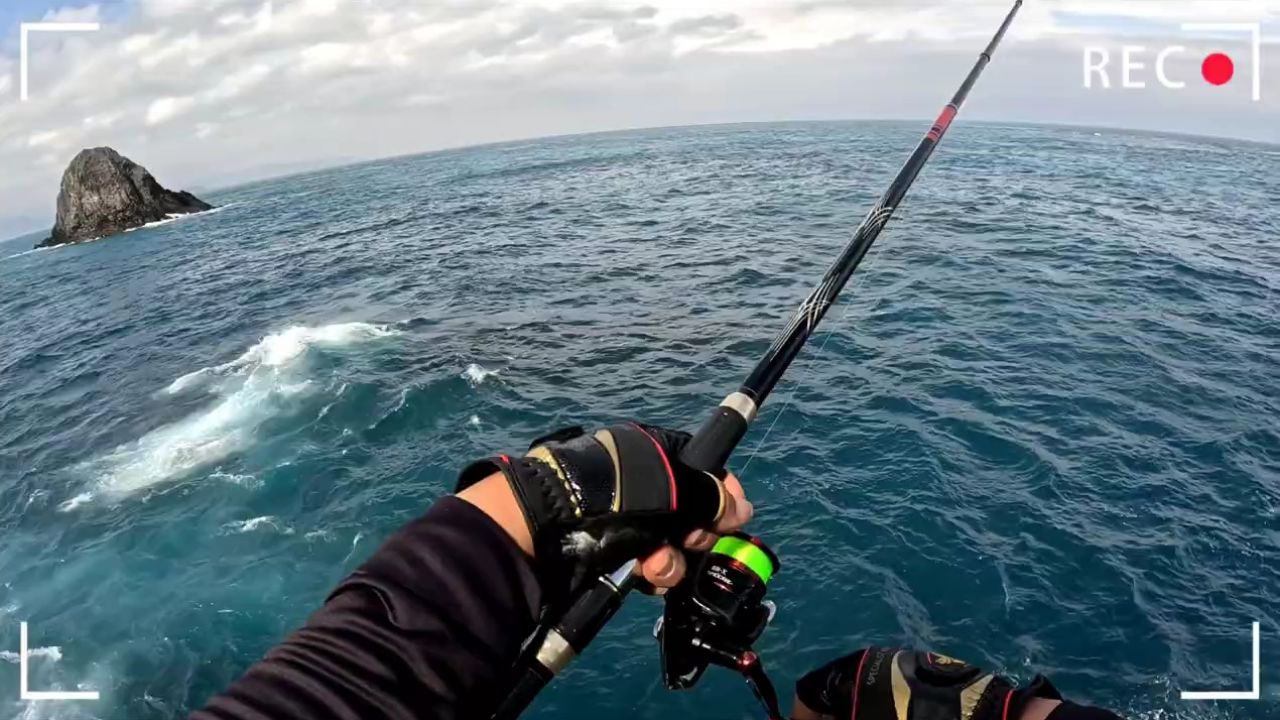 矶钓,基隆屿钓点,黑毛鱼大弯弓,爽歪歪