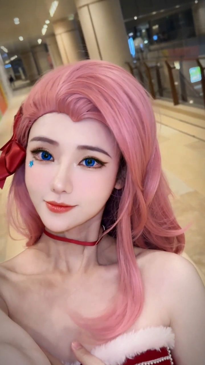 萨勒芬妮来参加圣诞对啦