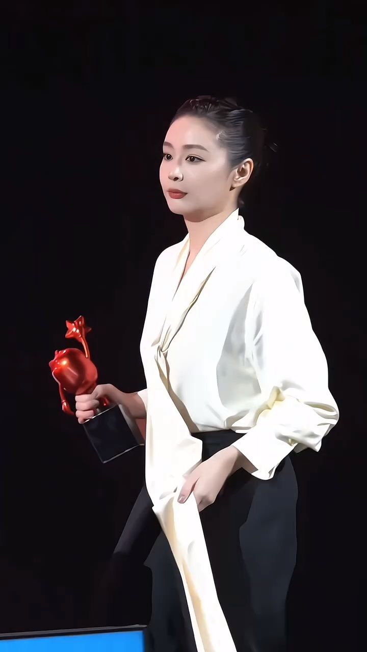 高叶,1987年12月6日出生于江苏省常州市,中国内地女演员,毕业于北京