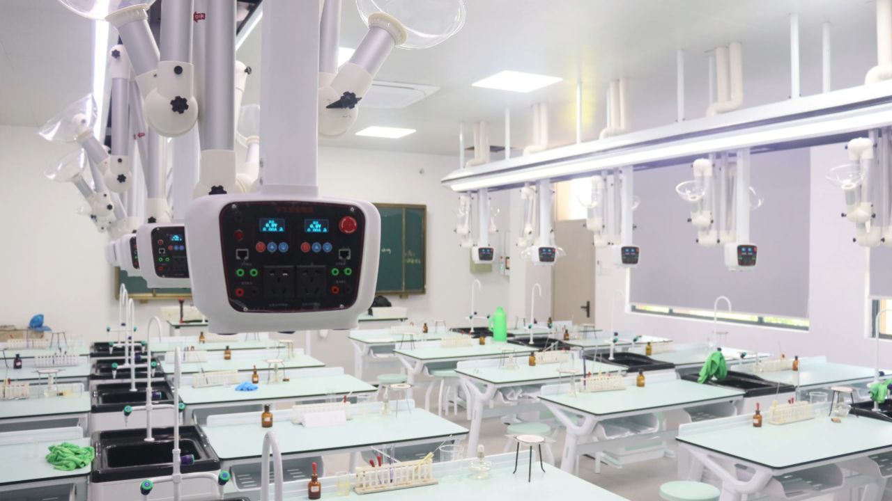桥式吊装实验室·z字桌化学实验室展示 · 育人教仪 #实验室设备