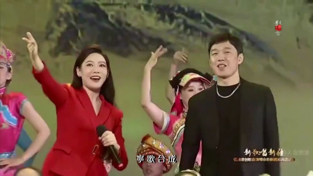 傲日其愣 阿地力·阿不力孜 刘桐-天山放歌-ktv