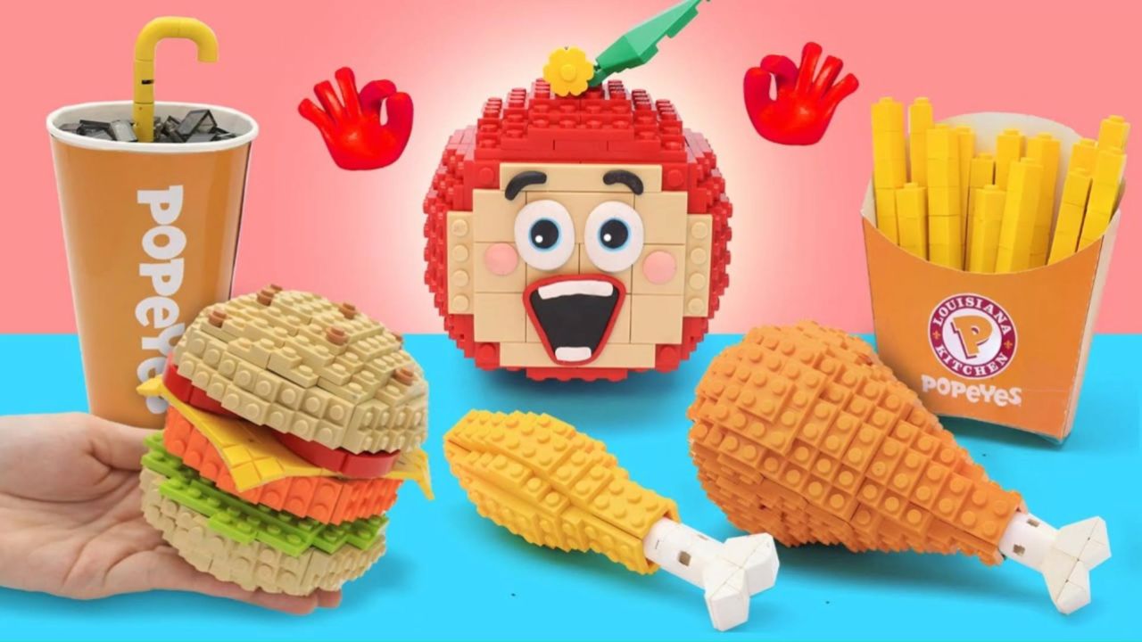 乐高美食动画:贪吃的红蛋蛋施展魔法变出美味套餐,吃饱喝足后美美的睡