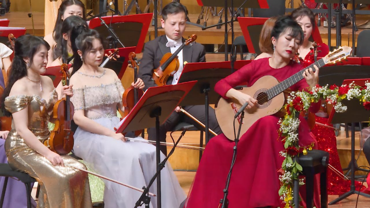 《阿罕布拉宫的回忆》古典吉他:杨雪霏