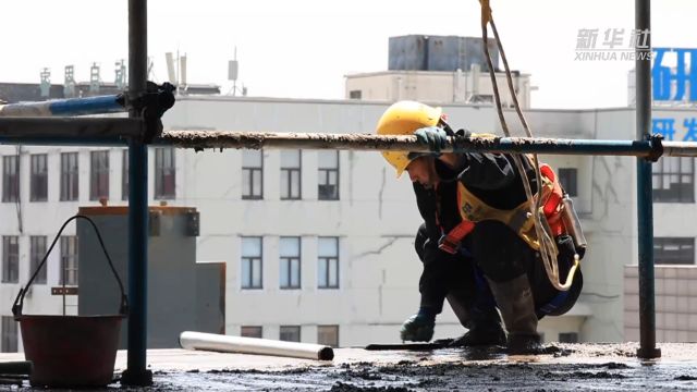 江苏无锡:“五一”假期不停工 坚守岗位建设忙