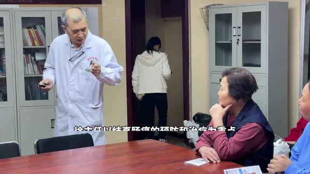 五一送健康 科普进社区 | 重庆仁同肛肠医院 革新社区肠癌科普义诊宣传活动