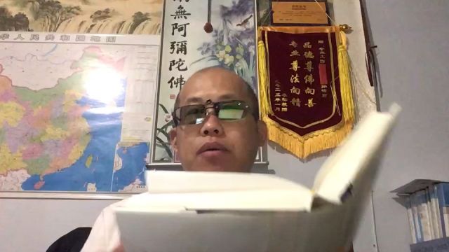 王世充于通元寺佛像前,焚香为誓降者不杀.却坑杀降三万余.后为秦王击破,为人所杀.子被诛.墨子言,杀一不辜,必有一不祥.一坑三万余