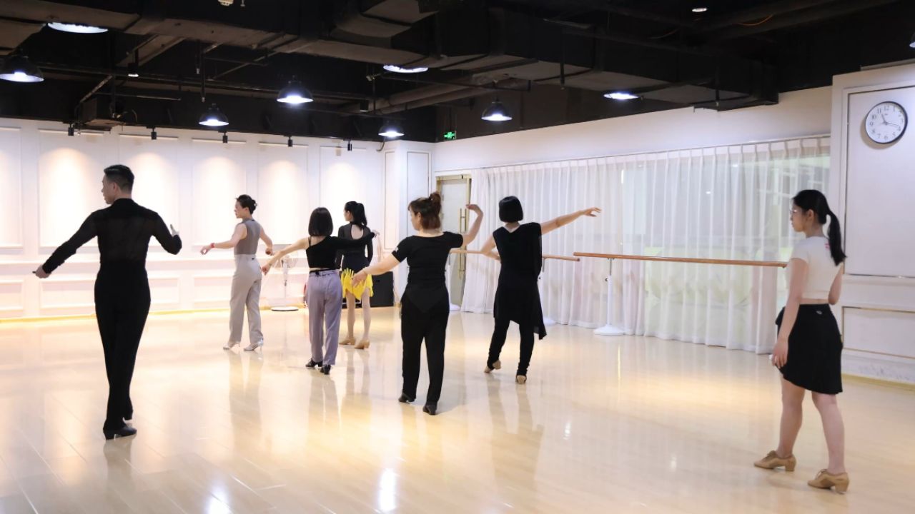 伦巴纽约步,大连壹号舞蹈张浩老师基础班.