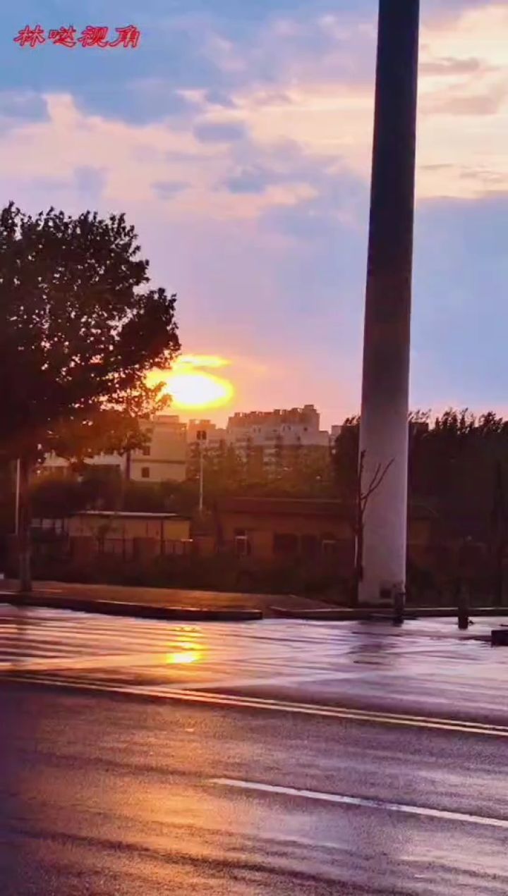 城市街拍·此刻唯美街景· 谭艳《天空》