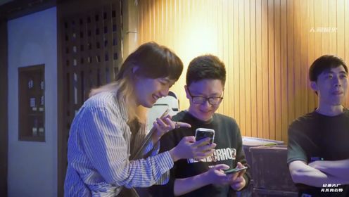 男生跟高中同学聚会惨遭强行灌酒，直到被送进医院_高清1080P在线观看平台_腾讯视频