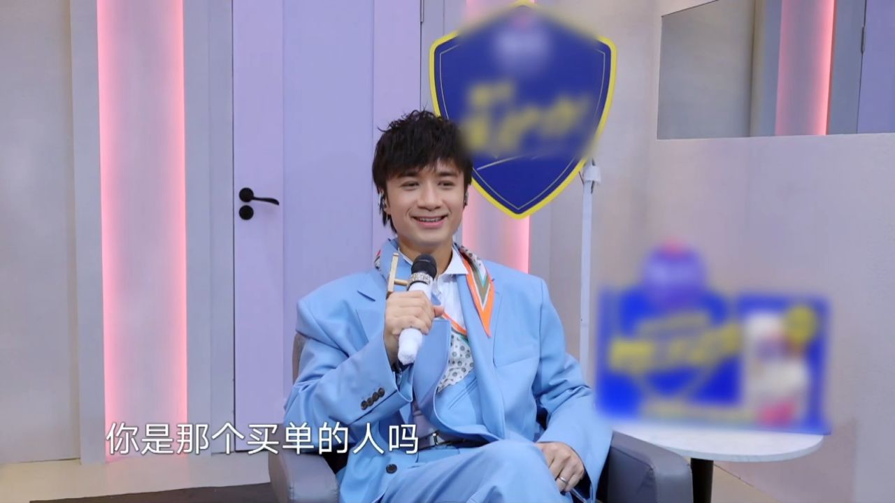 我们的歌:古巨基邀请大家今晚去唱K,这样的朋友谁不爱!_高清1080P在线观看平台_腾讯视频