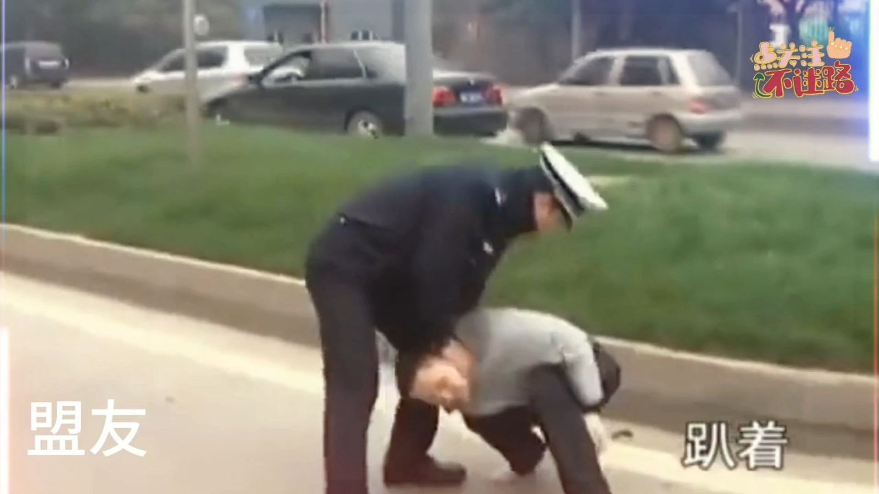 谭谈交通,顺便抓了贼,为警察点赞