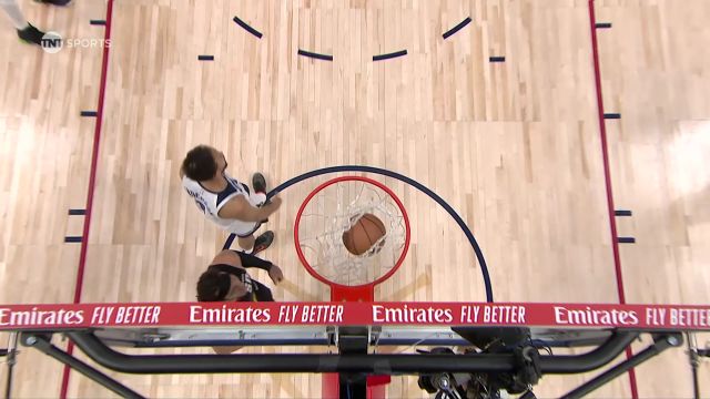 经验老将在线授课！约基奇大踏步军训戈贝尔打成2+1