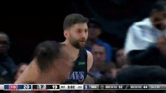 NBA常规赛：活塞vs独行侠第1节英文原声回放