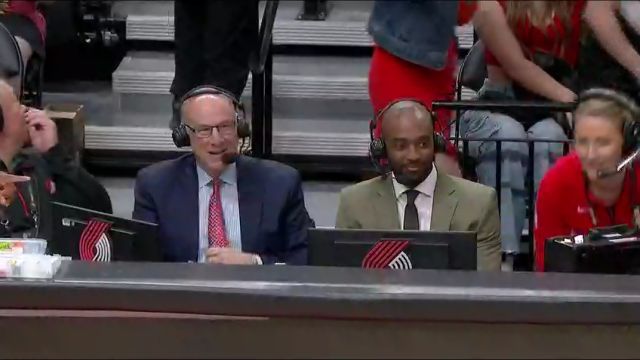 NBA常规赛：火箭vs开拓者第3节中文解说回放