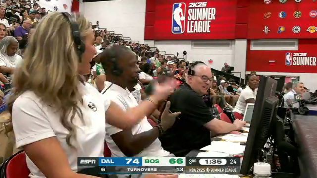 NBA夏季联赛：独行侠vs凯尔特人第3节英文原声回放
