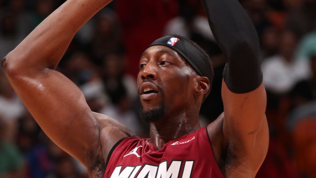 阿德巴约vs魔术集锦 21分11板关键进球锁定胜局