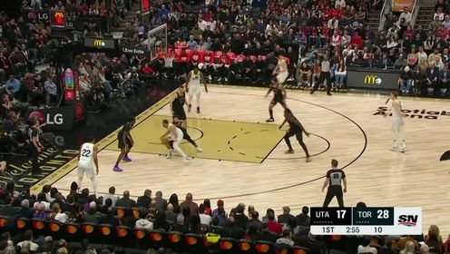 《NBA全场集锦》回顾猛龙vs爵士交手记录 猛龙新阵容能否延续火热状态