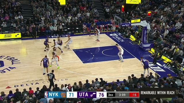 配合亲密无间 凯斯勒飞跃层峦叠嶂空中隔扣