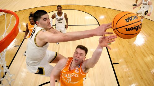 《NCAA》【球星】周志豪vs田纳西大学集锦 制霸内线轰40+16超级两双