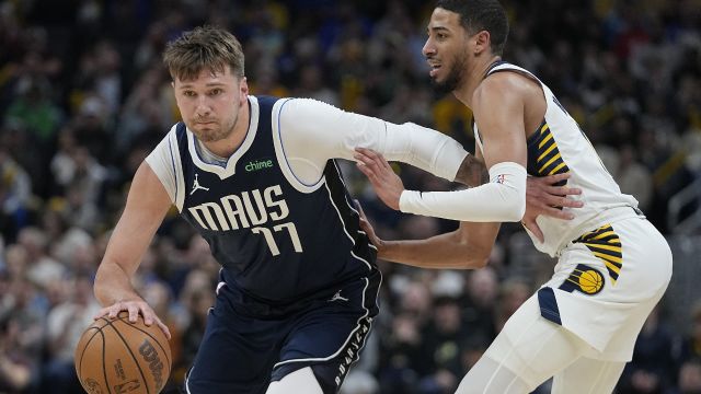 独行侠111-133步行者 步行者7人得分上双终结独行侠7连胜